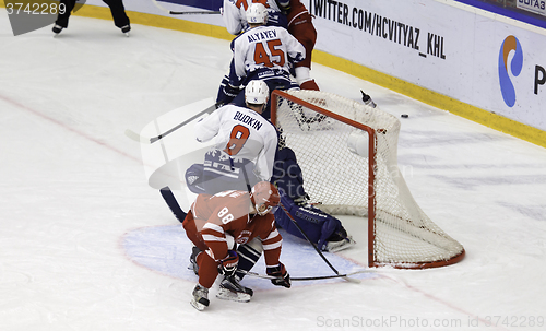 Image of D. Abdullin (88) attack the gate