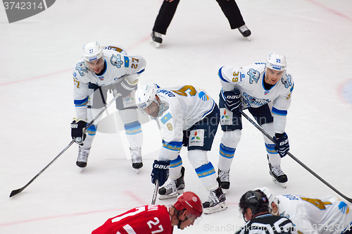 Image of M. Lundin (39), B. Bochenski (27) and T. Zhailauov