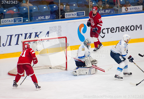 Image of Alexey Makeev (91) in action