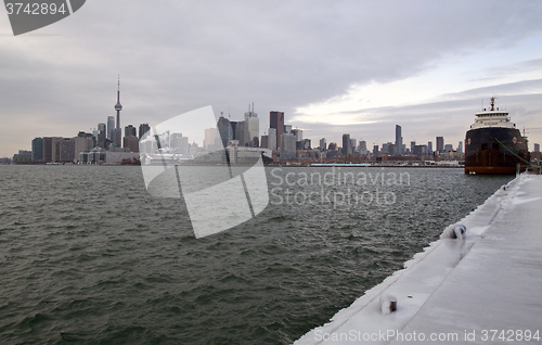 Image of Toronto Polson Pier Winter