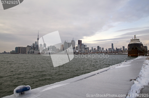 Image of Toronto Polson Pier Winter