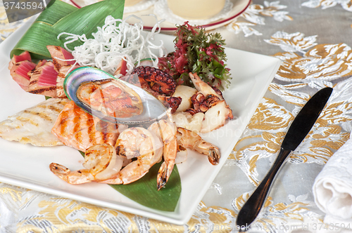 Image of seafood mix dish