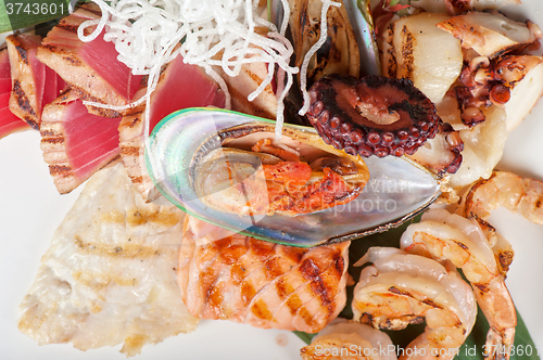 Image of seafood mix dish