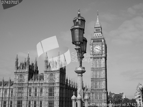 Image of Black and white Houses of Parliament in London