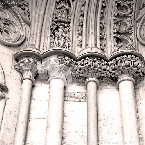 Image of historic   marble and statue in old city of london england