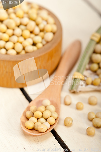 Image of organic soya beans 