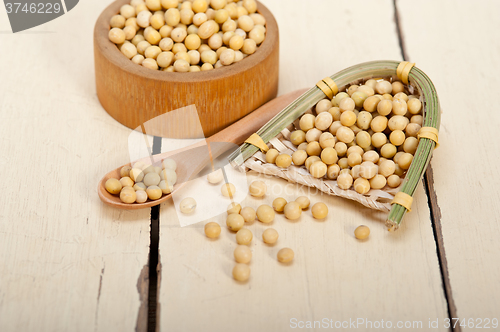 Image of organic soya beans 