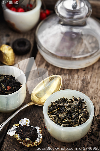 Image of tea leaves for brewing