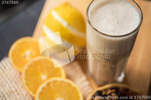 Image of coffee raf with citrus