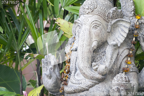 Image of ganesha sculpture