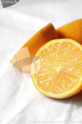 Image of Bright yellow lemons