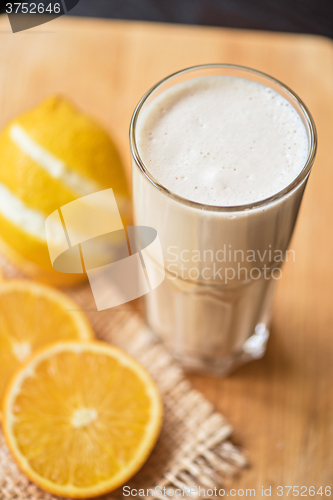 Image of coffee raf with citrus