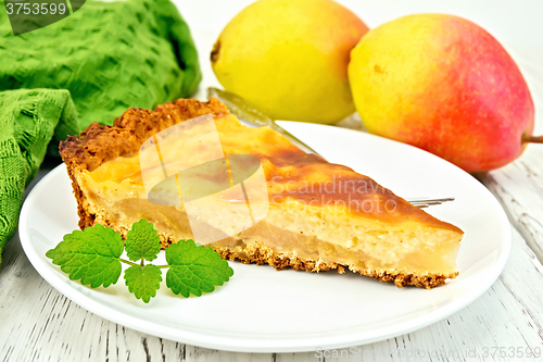 Image of Pie pear with sour cream on light board