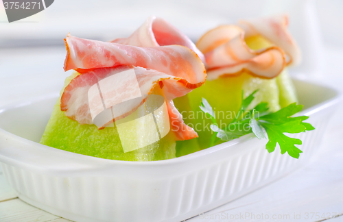 Image of melon with ham