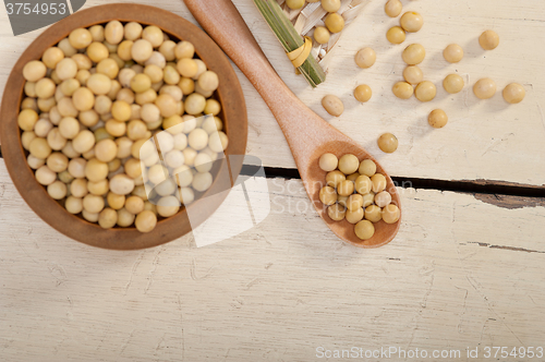 Image of organic soya beans 