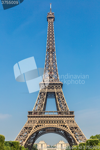 Image of Eiffel tower in Paris