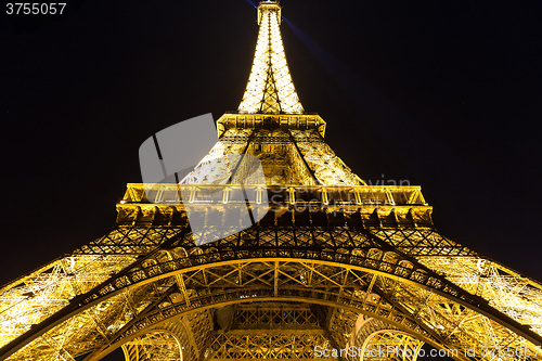 Image of Eiffel Tower at sunset in Paris