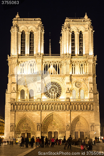 Image of Notre Dame cathedral in Paris