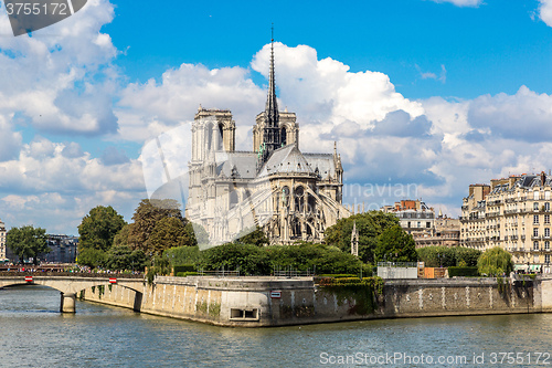 Image of Seine and Notre Dame de Paris