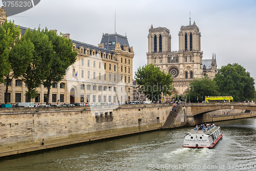 Image of Seine and Notre Dame de Paris