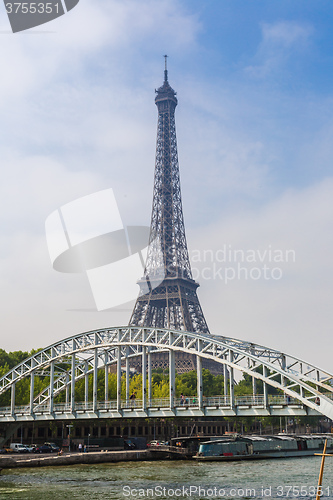 Image of Seine in Paris and Eiffel tower