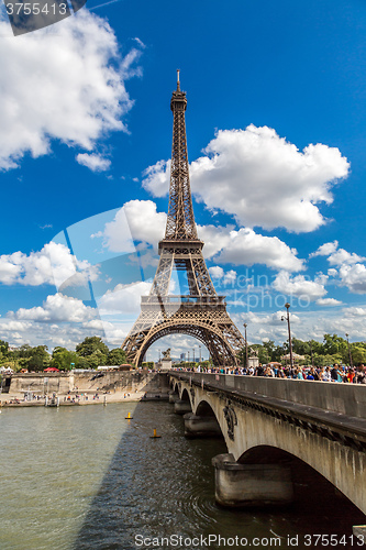 Image of Seine and Eiffel tower  in Paris