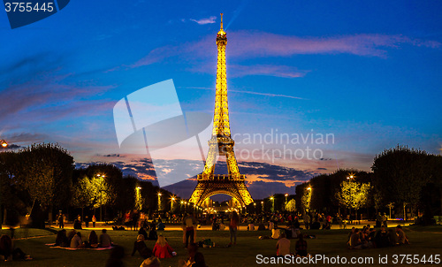 Image of Eiffel Tower at sunset in Paris