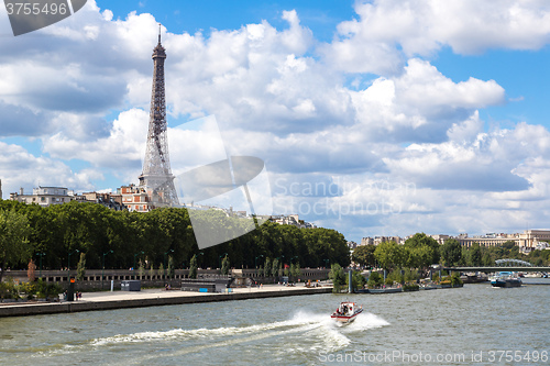 Image of Seine and Eiffel tower in Paris