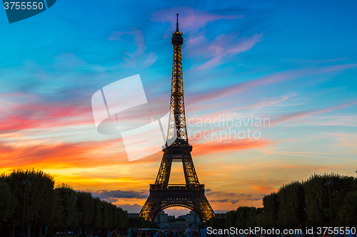 Image of Eiffel Tower at sunset in Paris