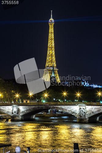 Image of Eiffel Tower at sunset in Paris