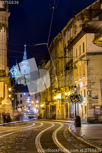 Image of Rynok Square in Lviv at night