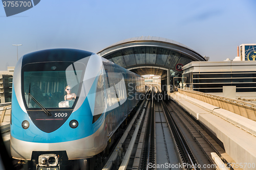 Image of Dubai metro railway