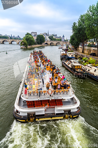 Image of Seine and Notre Dame de Paris