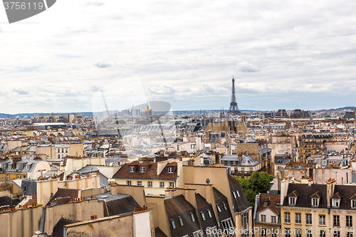 Image of Eiffel Tower in Paris