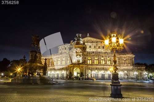 Image of Semper opera in Dresden