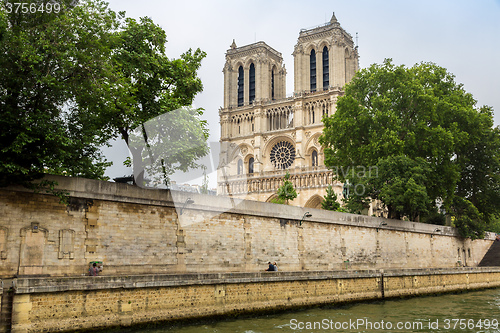 Image of Seine and Notre Dame de Paris