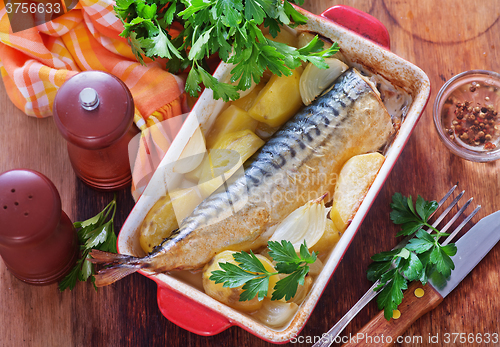 Image of potato with fish