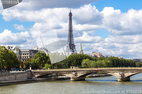 Image of Seine and Eiffel tower in Paris