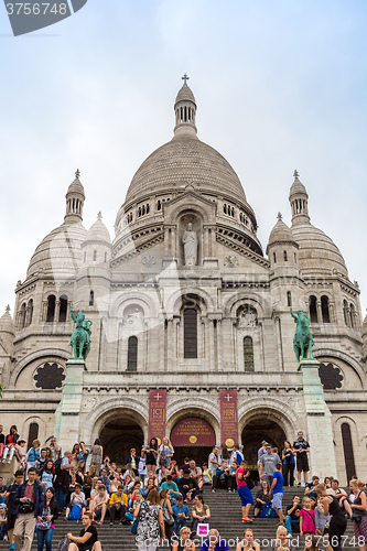 Image of Basilica of the Sacred Heart of Jesus in Paris