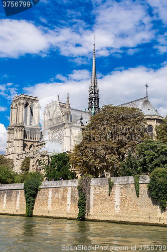 Image of Seine and Notre Dame de Paris