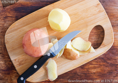 Image of raw potato