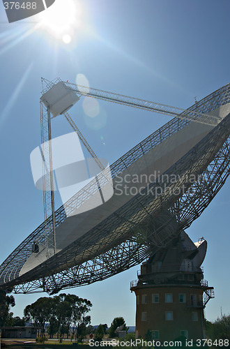 Image of radio telescope