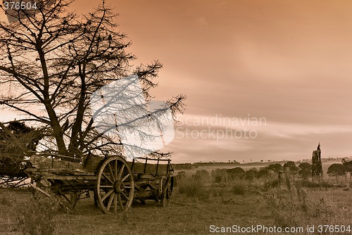 Image of old cart