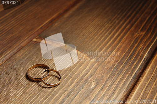 Image of Golden wedding rings