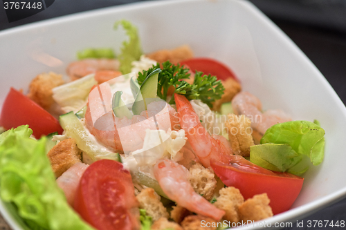 Image of shrimp vegetable salad