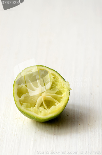 Image of squeezed slice of lime
