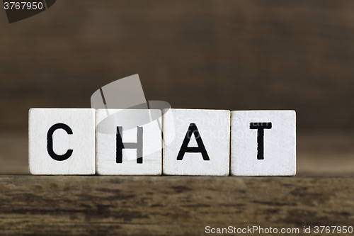 Image of The word chat written in cubes