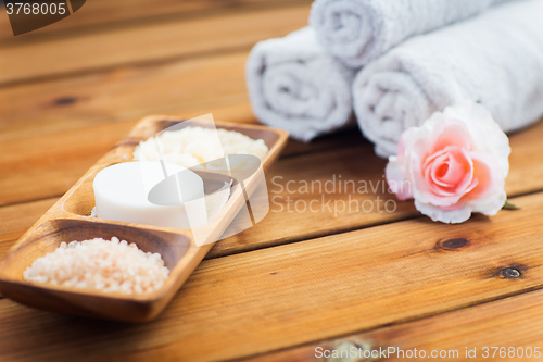 Image of close up of soap, himalayan salt and scrub in bowl