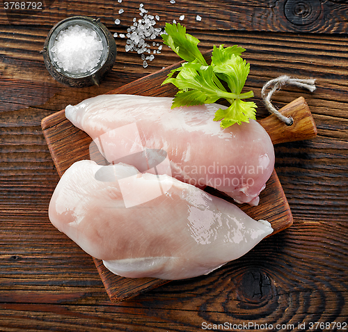 Image of raw chicken fillets