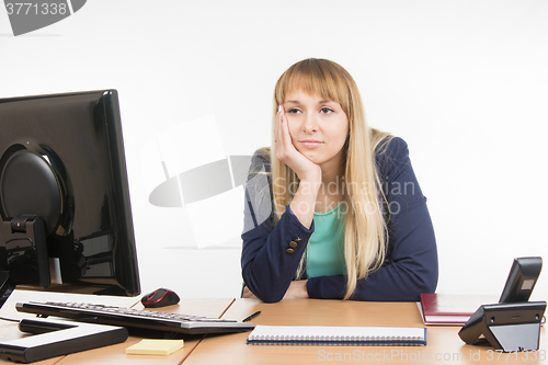 Image of Office misses a specialist in the workplace